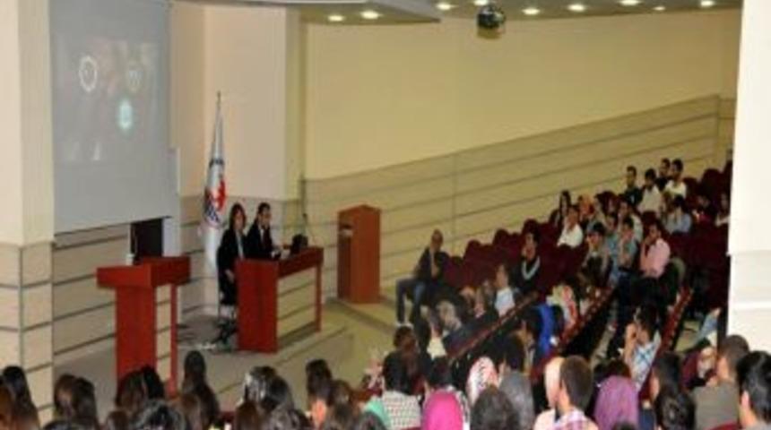 VDK'dan &Ouml;ğrencilere 'Vergi M&uuml;fettişi Olun Kariyer Yapın' &Ccedil;ağrısı