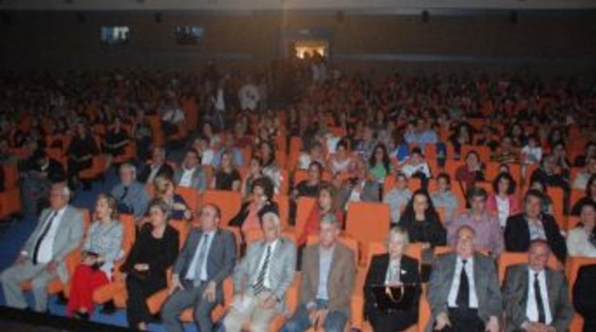 Kdz. Ereğli&rsquo;de Engellilerden M&uuml;zikal Komedi G&ouml;sterisi