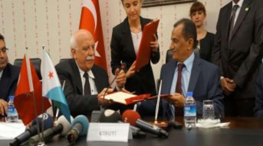 T&uuml;rkiye Ve Cibuti Arasında Karşılıklı Burs Protokol&uuml; Imzalandı