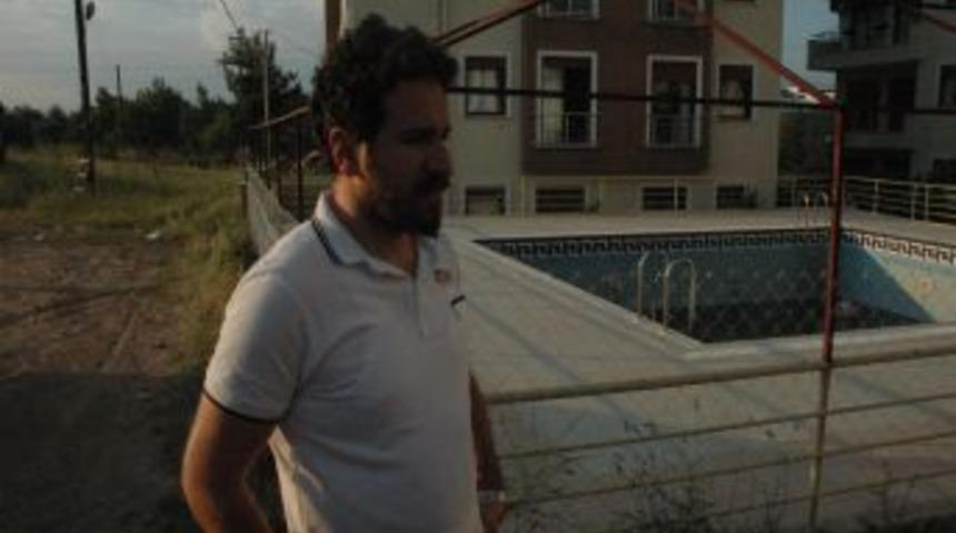 Site Havuzuna D&uuml;şen 3,5 Yaşındaki &Ccedil;ocuk Boğuldu