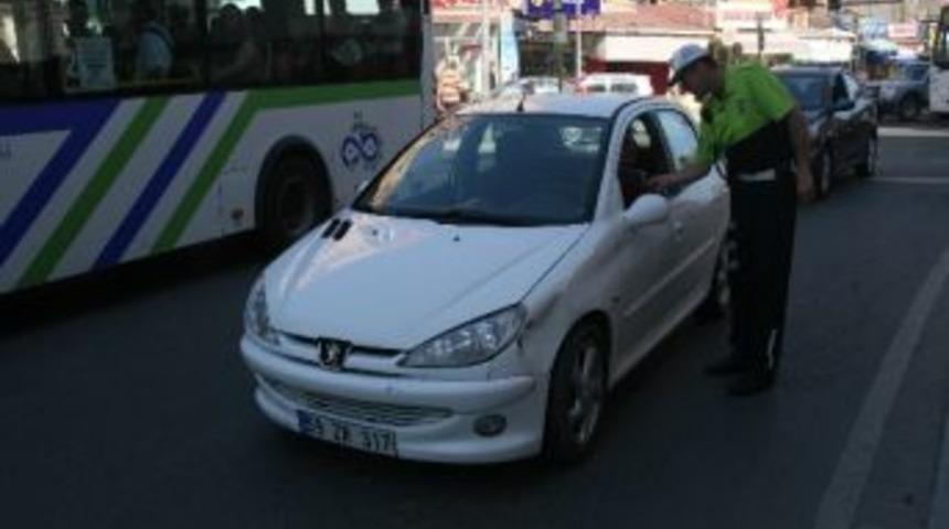 Polisten Hız İhlallerine Karşı Broş&uuml;rl&uuml; Uyarı