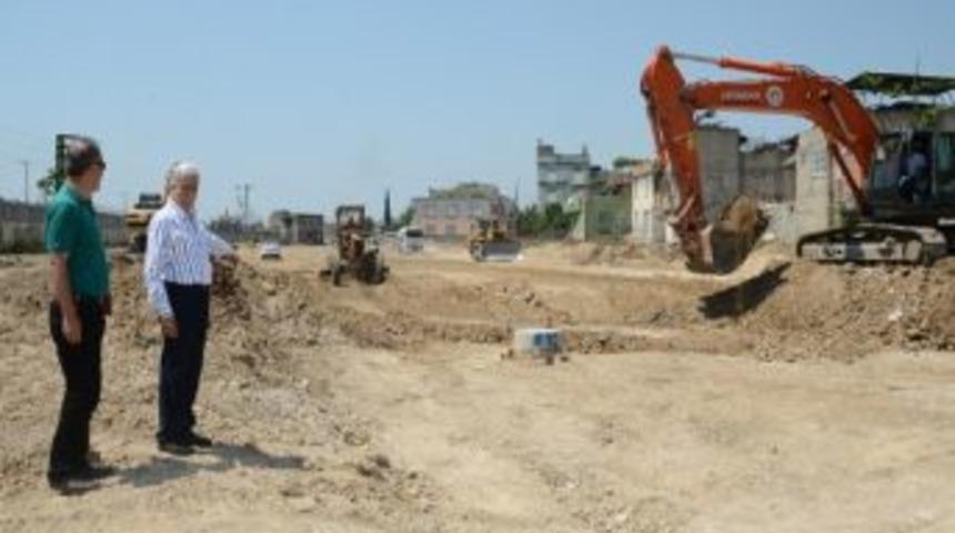 Aldırmaz Ray Sokak&rsquo;ta &Ccedil;alışmaları Denetledi