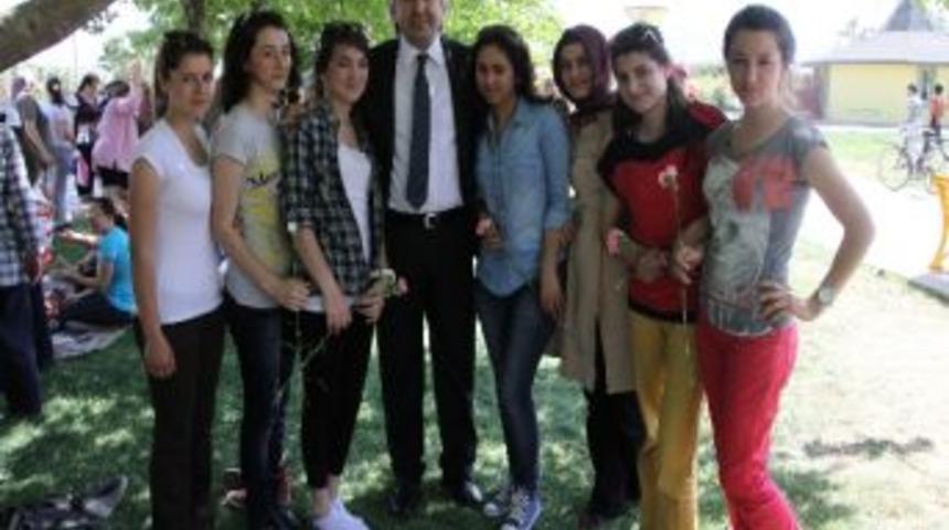 Akhisar&rsquo;da 5. Hıdırellez Şenlikleri Yapıldı