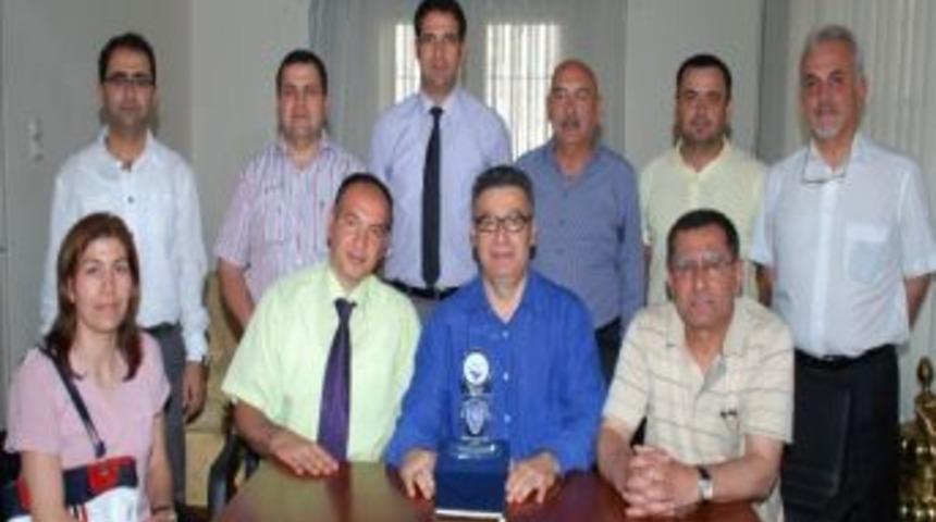 G&uuml;venli Adana İ&ccedil;in El Ele