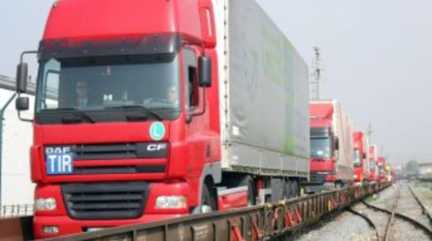 Nisan&rsquo;da TIR Ge&ccedil;işleri Arttı