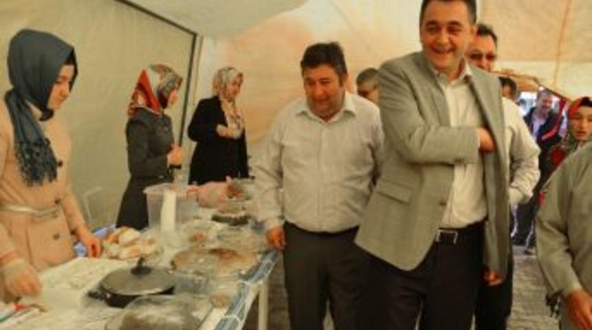 A&Ccedil;ELYA'nın &Ouml;ğrenciler Yararına D&uuml;zenlediği Kermes, Dualarla A&ccedil;ıldı