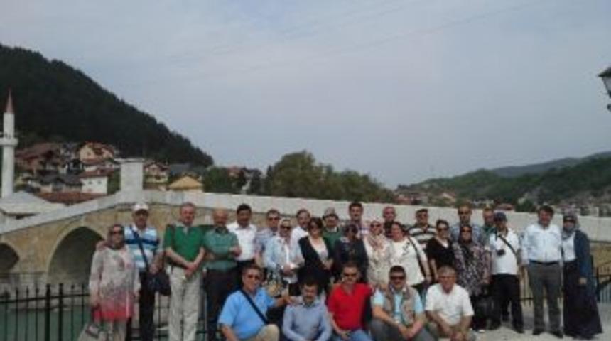 Kiad &Uuml;yeleri, Bosna Hersek&rsquo;e Gitti