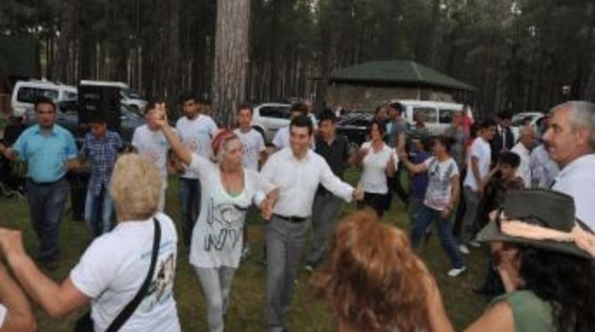 Başkan T&uuml;t&uuml;nc&uuml; Engelliler Ş&ouml;leni&rsquo;ne Katıldı