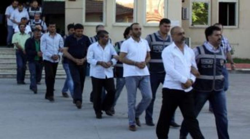 6 İlde Yapılan Ka&ccedil;ak&ccedil;ılık Operasyonunda 10 Kişi Tutuklandı