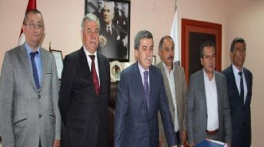 Ereğli Muhtarlar Derneği&rsquo;nden, İl &Ouml;zel İdare Genel Sekreteri Demirtaş&rsquo;a Ziyaret