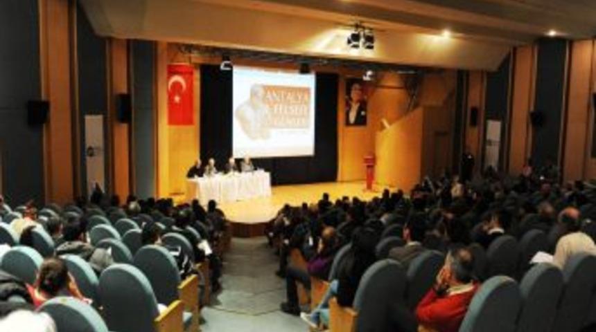 Antalya Felsefe G&uuml;nleri Başlıyor