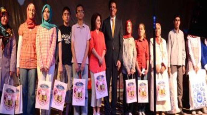 O &rsquo;nun Hayatını En Iyi Bilenler &Ouml;d&uuml;llendirildi