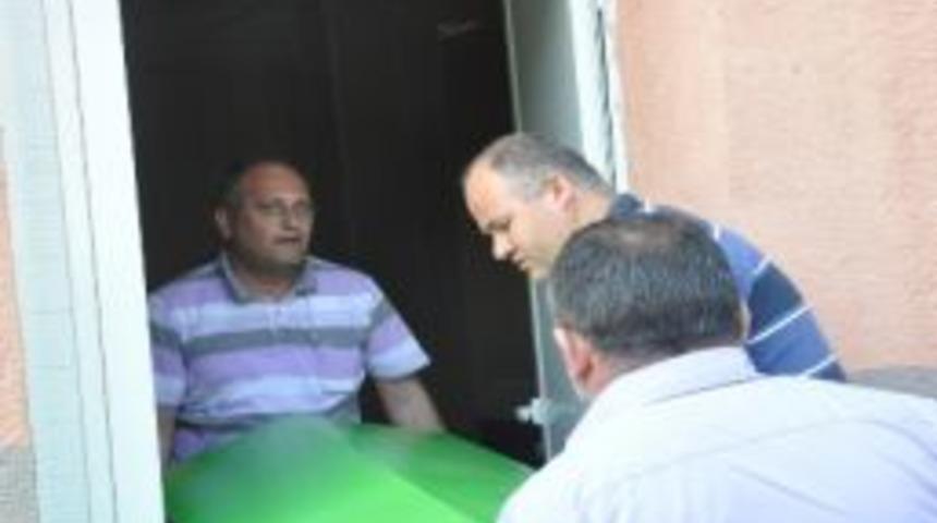 Elekten D&uuml;şen Kum Ocağı İş&ccedil;isi &Ouml;ld&uuml;