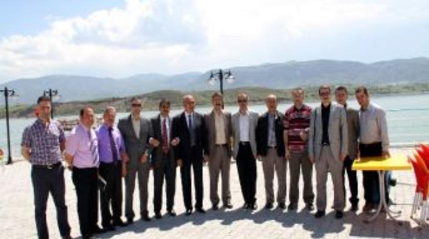 Suşehri Myo Y&ouml;netim Kurulu &Uuml;yeleri, Kılı&ccedil;kaya Barajı Sosyal Tesislerine Hayran Kaldı