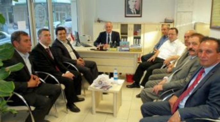 G&ouml;nen Ticaret Odası Başkanı &Ouml;z&ccedil;ağlayan G&uuml;ven Tazeledi