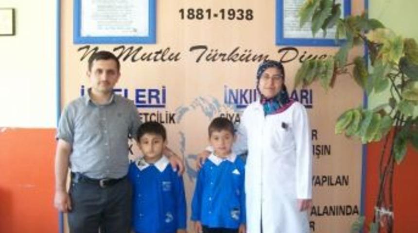 Pazarlar İlkokulu'ndan İki T&uuml;rkiye Şampiyonu &Ccedil;ıktı