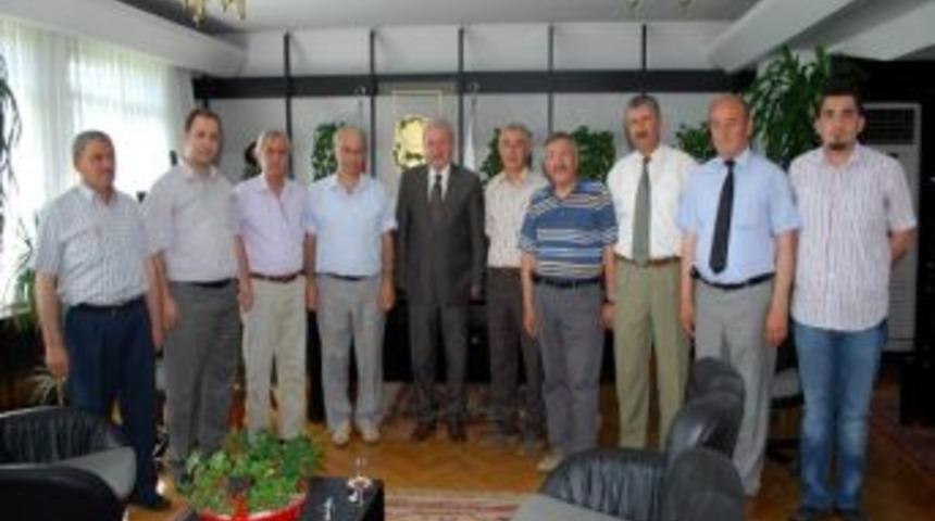 Kulalılar Derneği, Başkan Okay’ı Ziyaret Etti