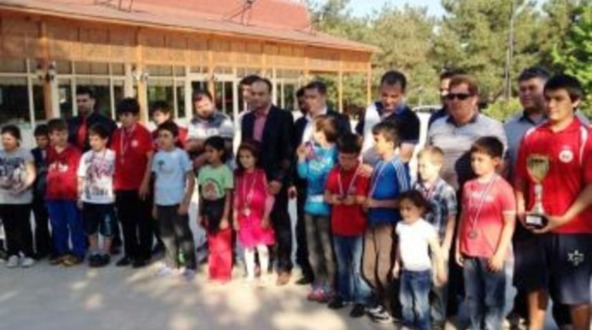 &Ccedil;an&rsquo;da Satran&ccedil; Turnuvası Yapıldı