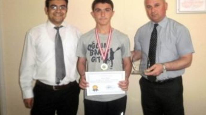 Salihlili Öğrenci Matematik Olimpiyatı 2.'si Oldu