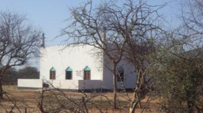 Kenya'da Yozgat Cami Ve Kur'an Kursu Ibadete A&ccedil;ıldı