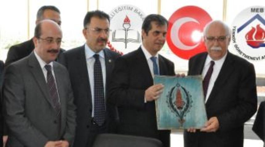 Milli Eğitim Bakanı Nabi Avcı Yerköy’de Stk’ları Dinledi