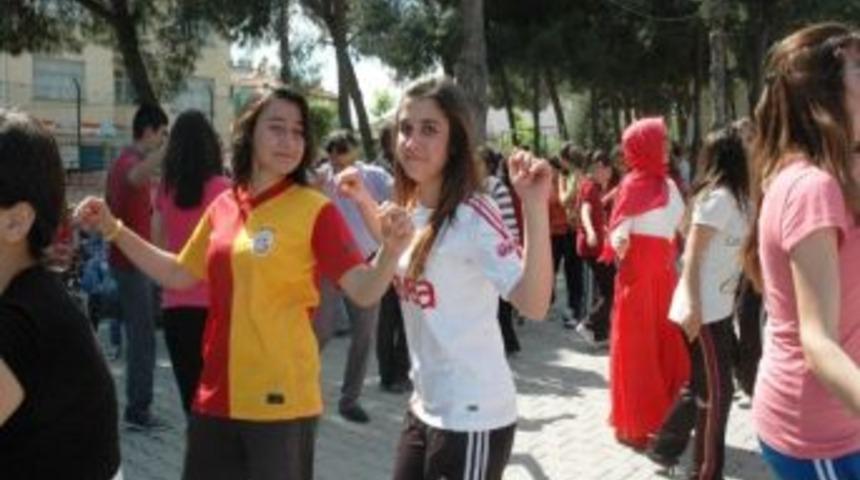 &Ouml;ğrenciler Bahar Bayramını Kutladı