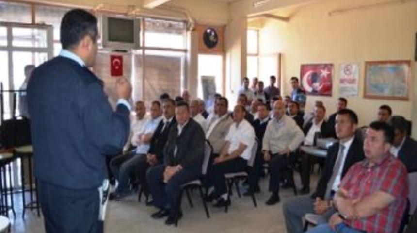 Niğde&rsquo;de Şof&ouml;rlere Trafik Eğitimi Verildi