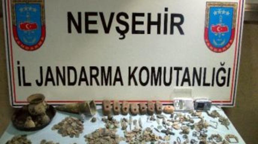 Nevşehir’de Tarihi Eser Kaçakcıları Yakalandı