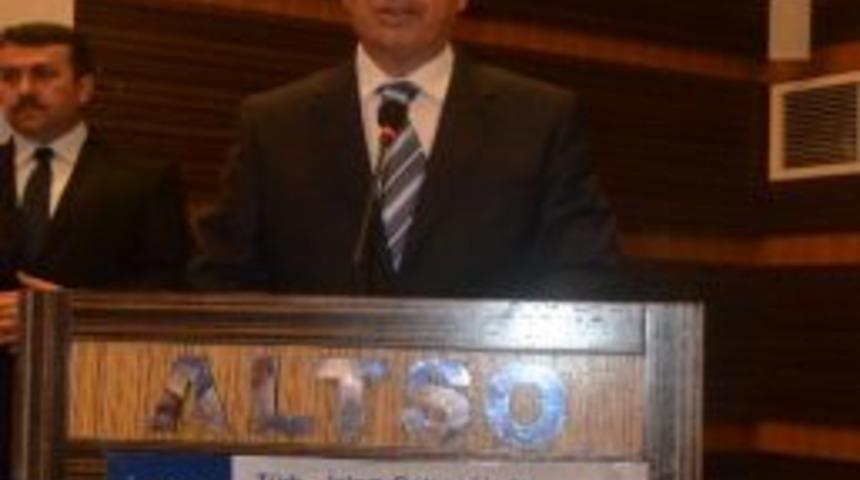 "t&uuml;rk İslam Geleneğinde Birlikte Yaşama Tecr&uuml;bemiz" Konulu Panel