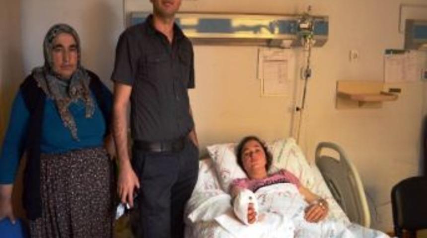 Kıyma Makinesine Kaptırdığı Elini Eskisi Gibi Kullanabilecek