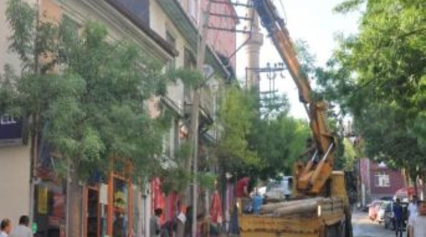 Emet&rsquo;te Enerji Nakil Hatları Yer Altına Alındı