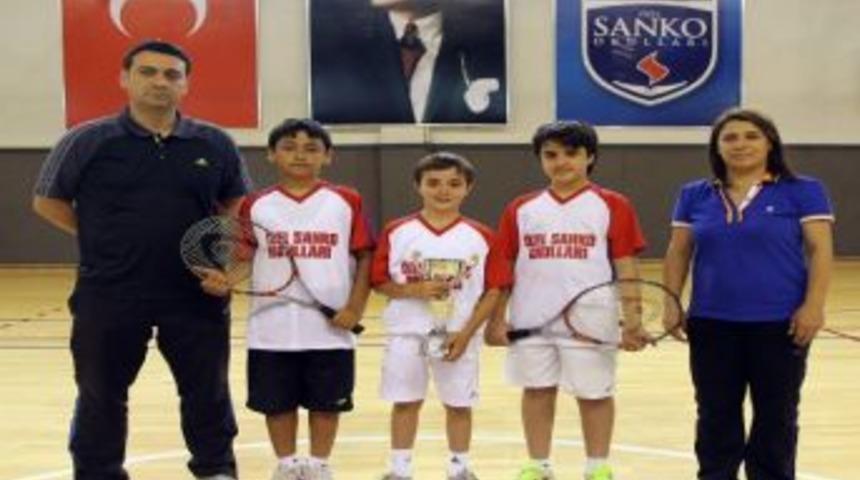 Sanko &Ouml;ğrencilerinin Tenis Başarısı