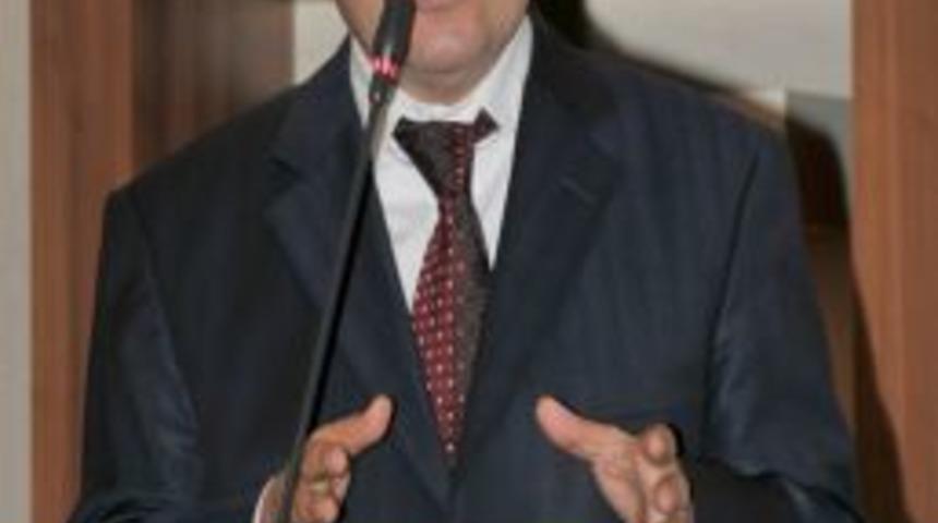 Vali Balkanlıoğlu: Trafik Meselesi Ter&ouml;r&uuml;n &Ouml;n&uuml;ne Ge&ccedil;ti