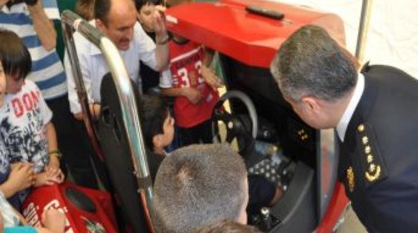 Minik &Ouml;ğrencilere Trafik Eğitimi
