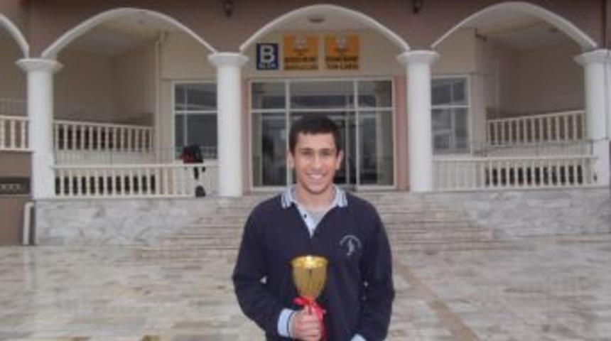 Şehzade Mehmetli &Ouml;ğrenci Judoda 3.'s&uuml; Oldu