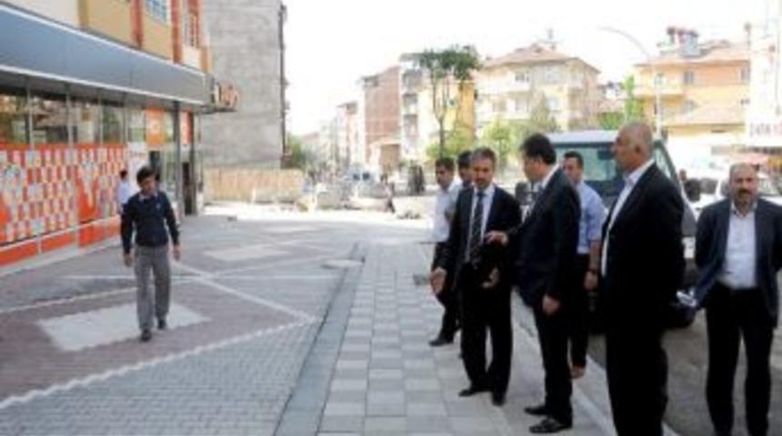 Malatya Belediye Başkanı Ahmet &Ccedil;akır, &Ccedil;alışmaları Yerinde İnceledi