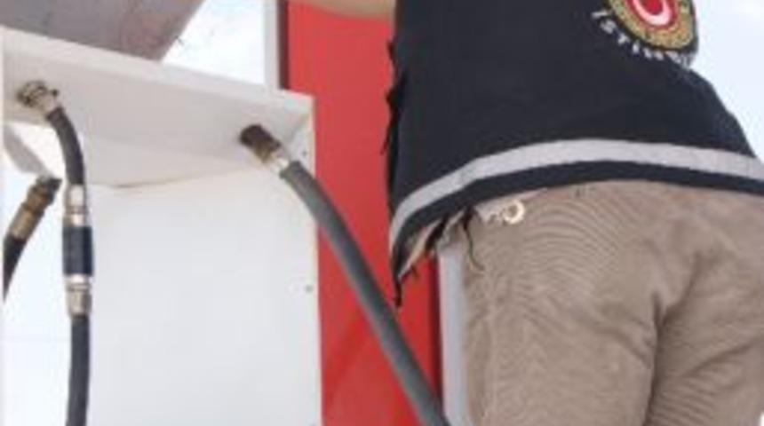 Kanuni D&uuml;zenleme Ka&ccedil;ak&ccedil;ıya İstasyon Kapattırdı