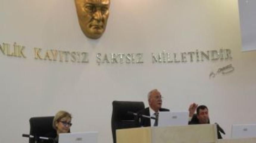 Başkan Akova&rsquo;ya Meclis Hastane Tapusu Devri İ&ccedil;in Yetki Verdi