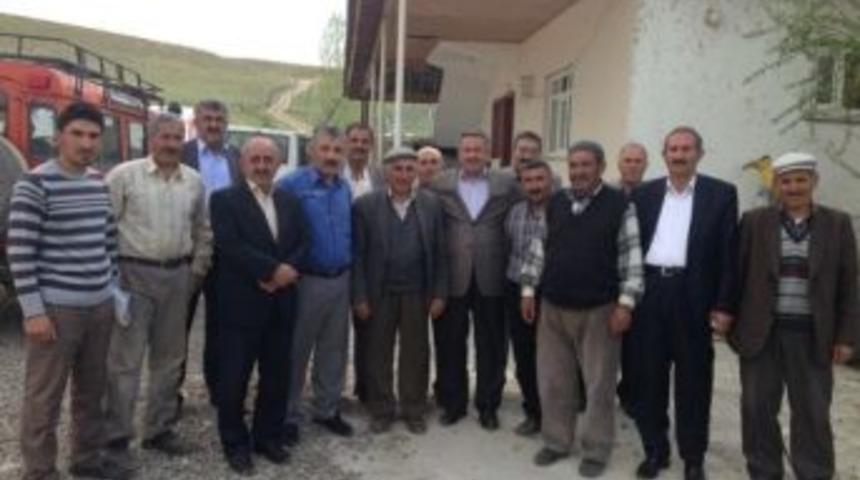 Ak Partili Aras K&ouml;y Ziyaretlerini S&uuml;rd&uuml;r&uuml;yor