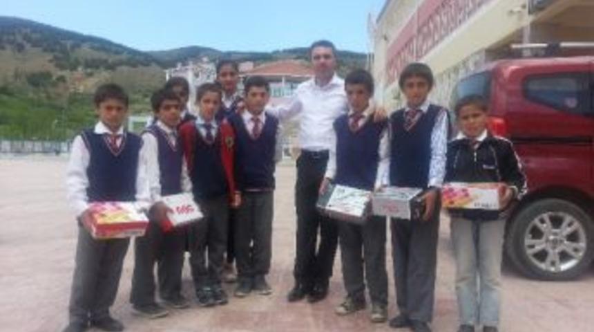 Sincik Ortaokulu &Ouml;ğrencilerinden &Ouml;rnek Davranış