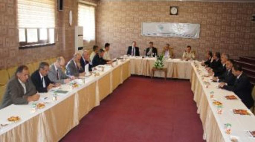 K&ouml;ylere, &Ccedil;ok İşlevli Su Tankları Dağıtıldı