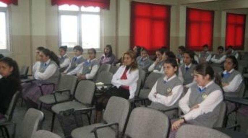 İl M&uuml;ft&uuml;s&uuml; Akın Anadolu &Ouml;ğretmen Lisesini Ziyaret Etti