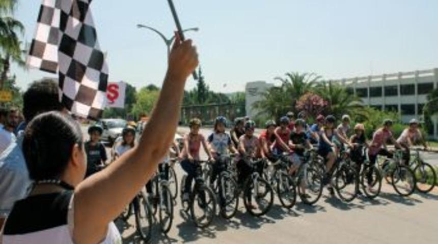 &Ccedil;ukurova &Uuml;niversitesi'nde Bisiklet Yarışı