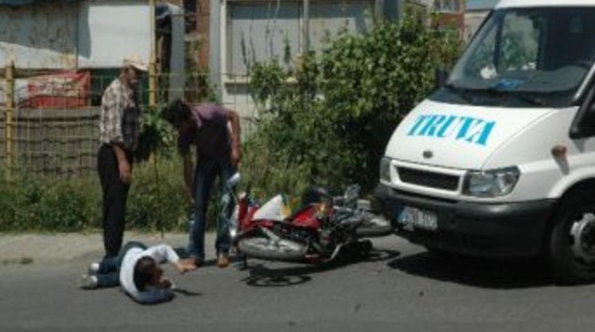 &Ccedil;orlu`da Motosiklet Kazası 1 Yaralı