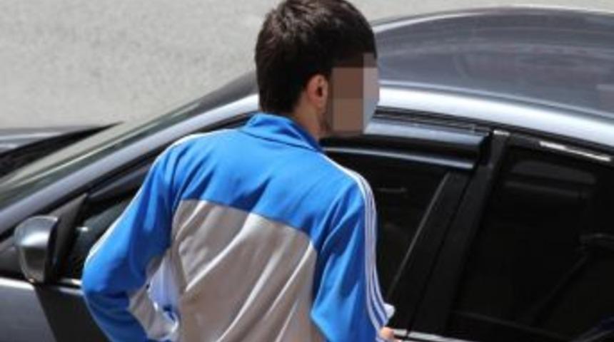 Bı&ccedil;akla Yaralama Zanlısı Gen&ccedil; Serbest