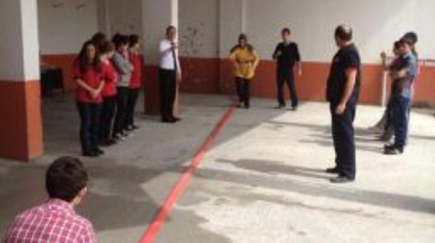 Alaplı&rsquo;da G&ouml;n&uuml;ll&uuml; İtfaiyecilik Eğitimleri S&uuml;r&uuml;yor