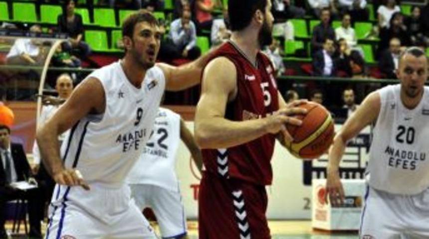 Anadolu Efes, Beşiktaş&rsquo;ı Farklı Mağlup Etti