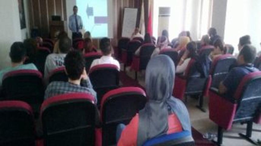 Sağlık Personeline Triaj Eğitimi Verildi