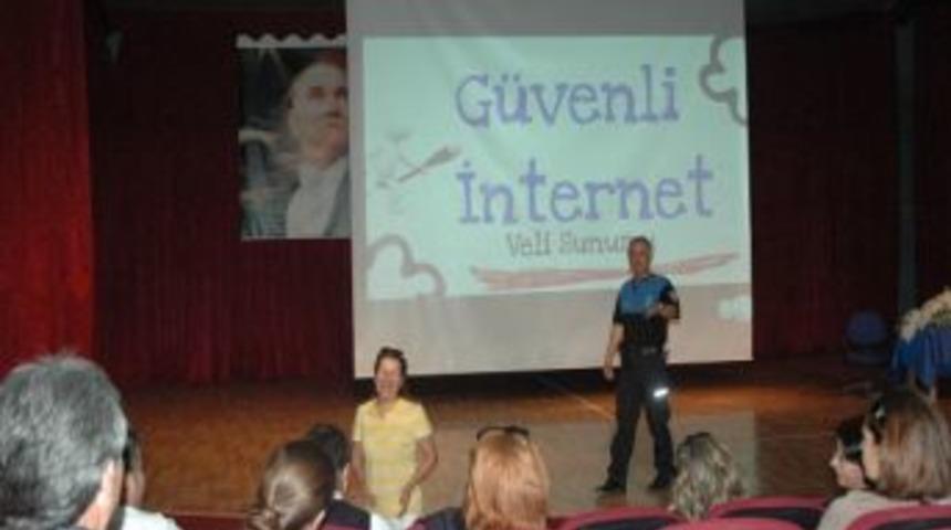 Urla&rsquo;da Bilişim Su&ccedil;ları Farkındalığı