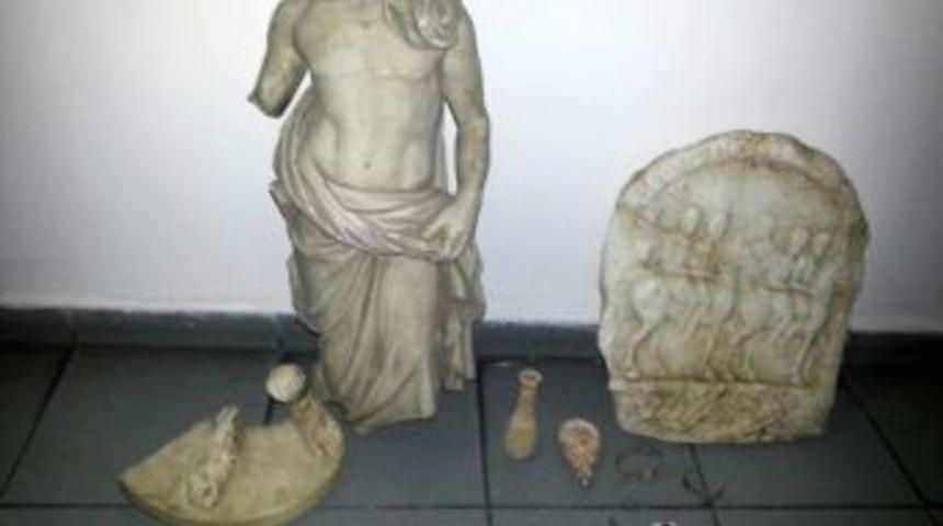 &Ccedil;anakkale'de Tarihi Eser Operasyonu